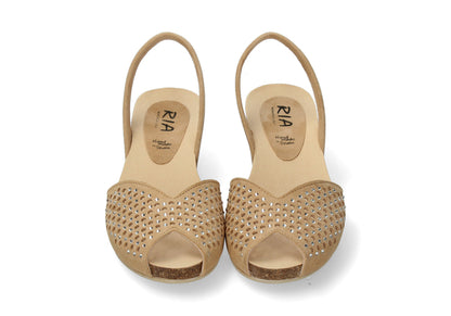 WEDGE ABARCAS SINGAPUR TAN